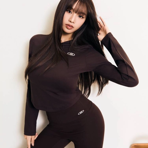 Born to Win X Natty Photocard Event